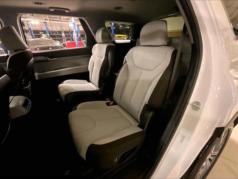 Used 2020 Hyundai Palisade SEL w/ Convenience Package image 18