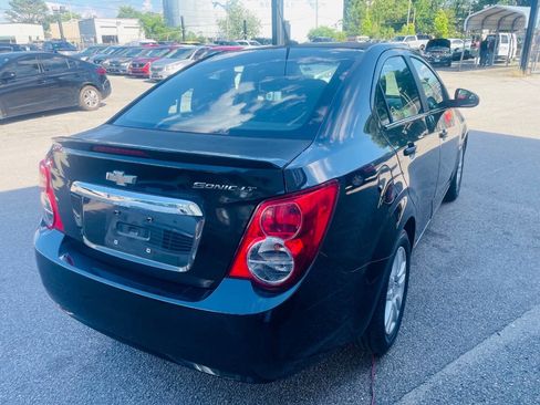 Used 2014 Chevrolet Sonic LT w/ Wheels and Fog Lamp Package image 8