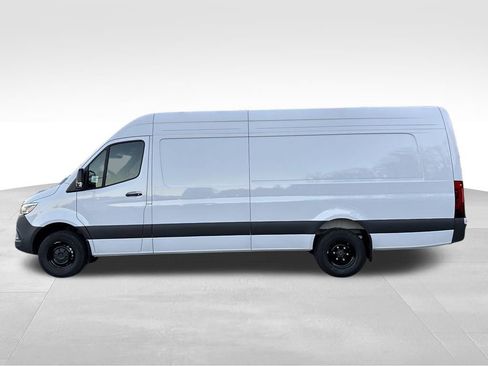 New 2025 Mercedes-Benz Sprinter 3500 image 2