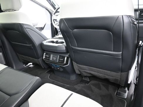 Used 2024 Ford F150 Lightning Platinum AWD/4WD image 24