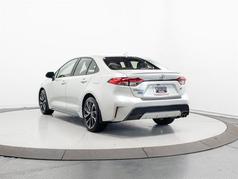 Certified 2022 Toyota Corolla SE FWD image 8