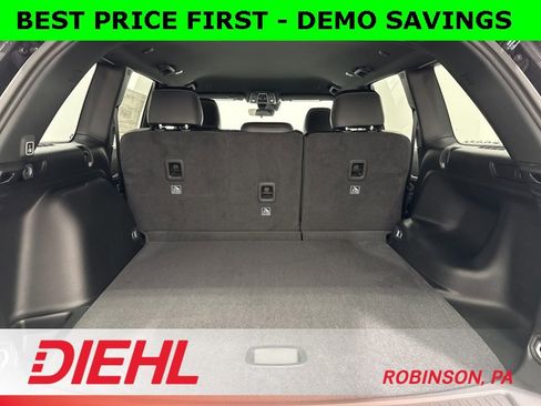 New 2025 Jeep Grand Cherokee Limited w/ Black Appearance Package image 9