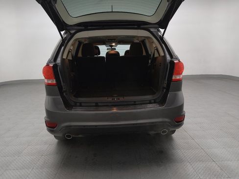 Used 2015 Dodge Journey SXT w/ Flexible Seating Group image 29