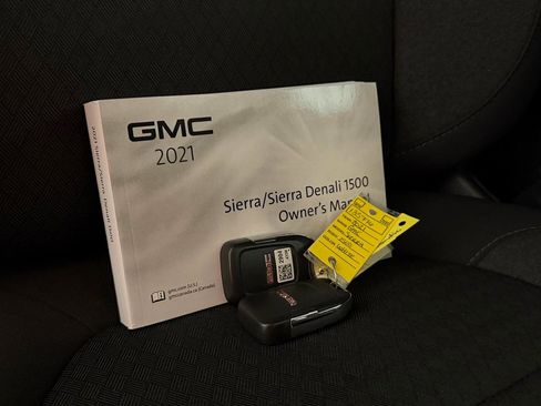 Used 2021 GMC Sierra 1500 Elevation w/ X31 Off-Road Package AWD/4WD image 35