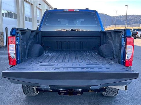 Used 2022 Ford F250 XL w/ Power Equipment Group image 18