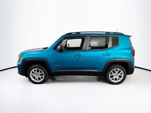 Used 2022 Jeep Renegade Latitude w/ Convenience Group AWD/4WD image 8