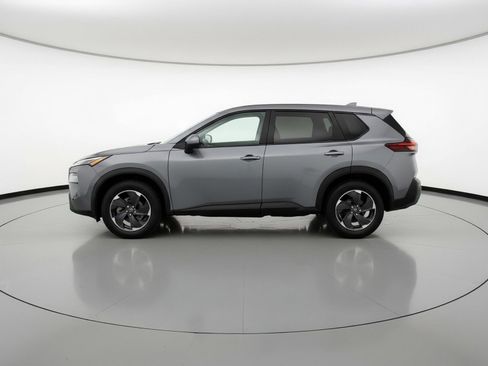 Used 2025 Nissan Rogue SV image 5