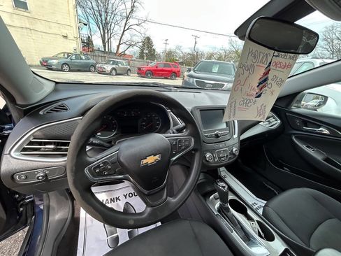 Used 2017 Chevrolet Malibu LS image 5