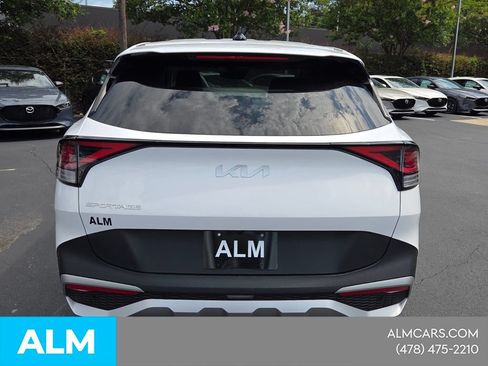 Used 2025 Kia Sportage LX FWD image 11