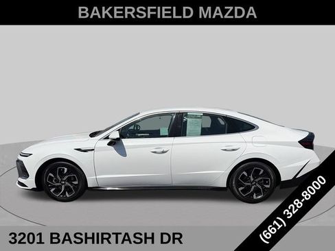 Used 2025 Hyundai Sonata SEL FWD image 2