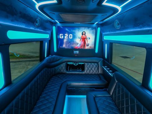 Used 2024 Mercedes-Benz Sprinter 3500 image 55