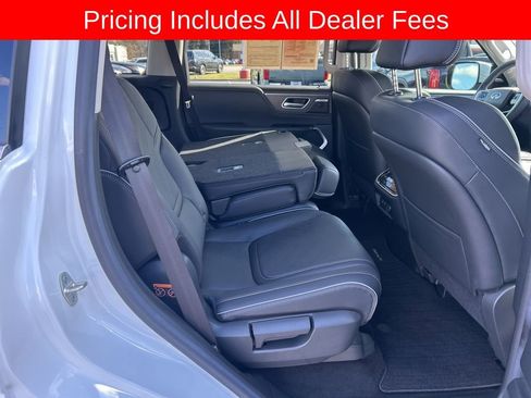 Used 2025 INFINITI QX80 Luxe AWD/4WD image 24
