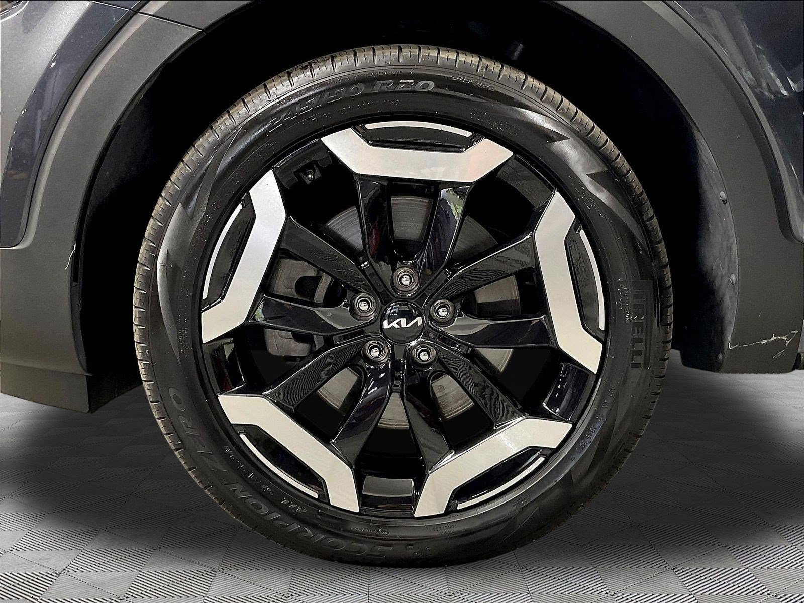 Certified 2024 Kia Telluride S w/ S Sunroof Package AWD/4WD image 35
