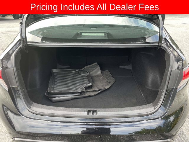 Used 2024 Toyota Corolla SE FWD image 13