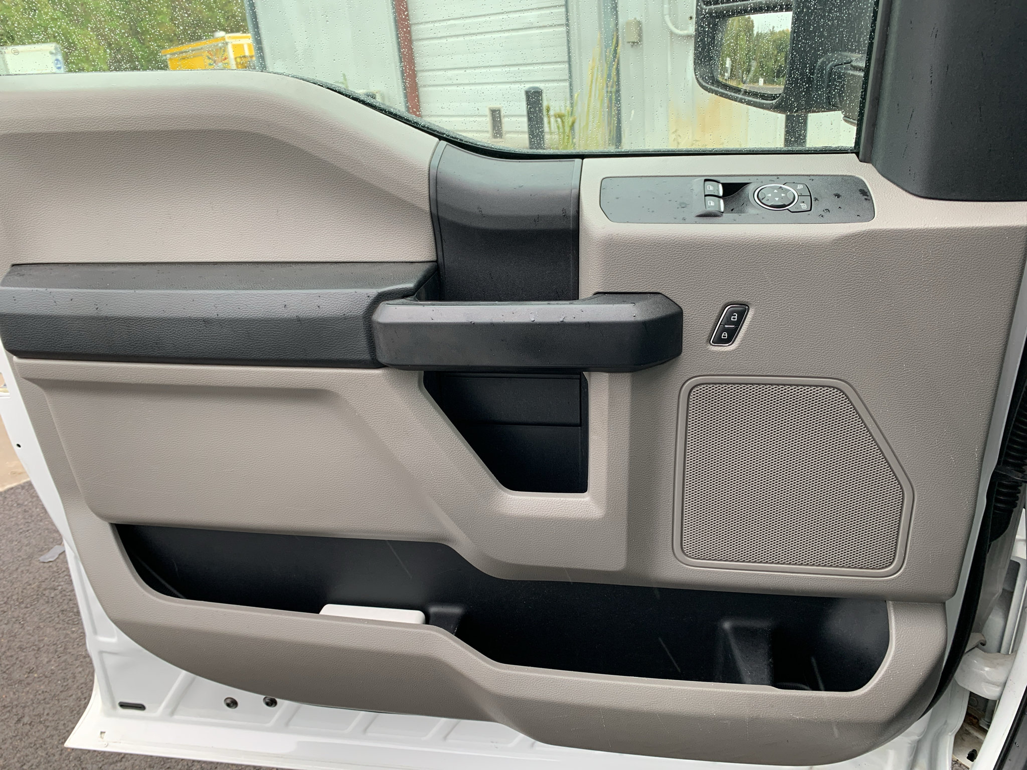 Used 2019 Ford F350 XL w/ Power Equipment Group RWD image 12
