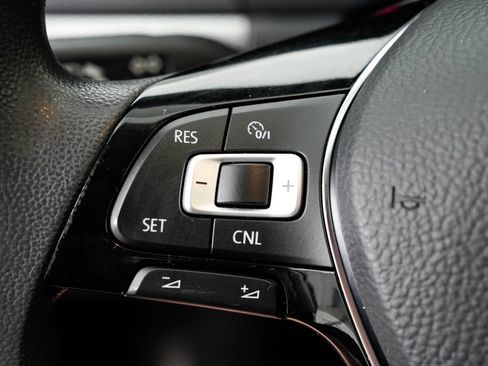 Used 2017 Volkswagen Jetta S w/ Jetta S Cold Weather Package FWD image 13