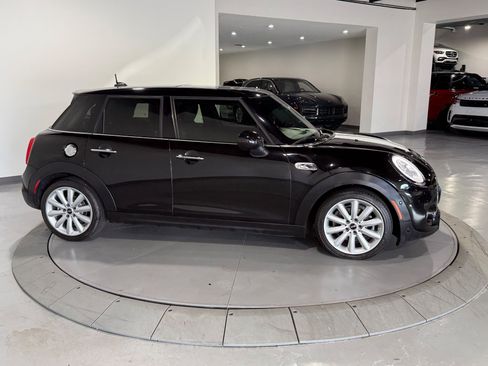 Used 2018 MINI Cooper S FWD image 7