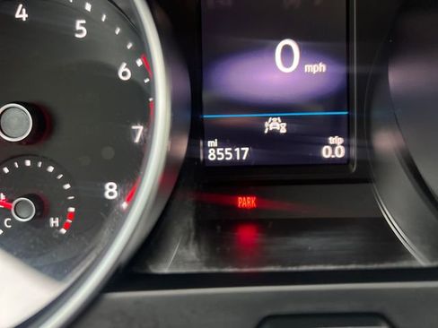 Used 2020 Volkswagen Tiguan SE R-Line AWD/4WD image 24