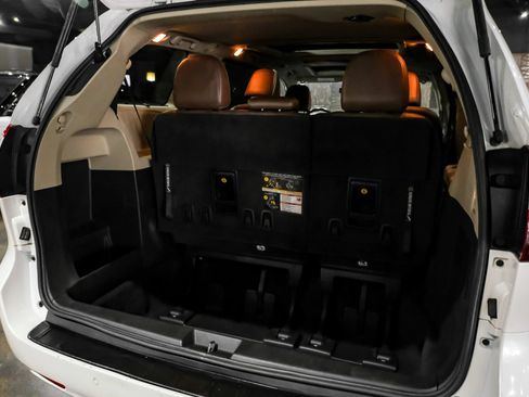 Used 2019 Toyota Sienna Limited Premium AWD/4WD image 44