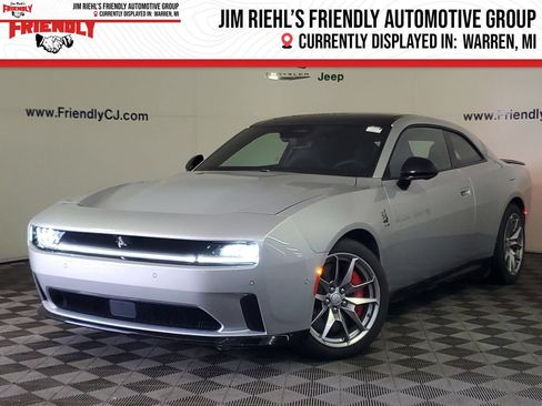 Used 2024 Dodge Charger Daytona Scat Pack w/ Plus Group AWD/4WD image 1
