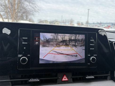 Certified 2023 Kia Sportage LX image 17