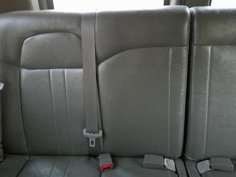 Used 2017 Chevrolet Express 3500 LT w/ LT Preferred Equipment Group image 37