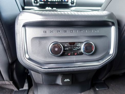 New 2026 Ford Expedition Max Platinum image 24