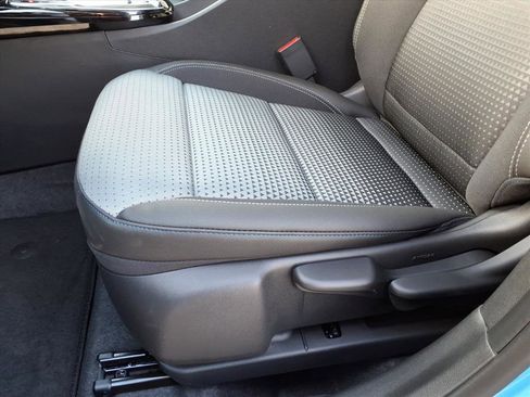 New 2026 Chevrolet Trax LT w/ Driver Confidence Package image 13