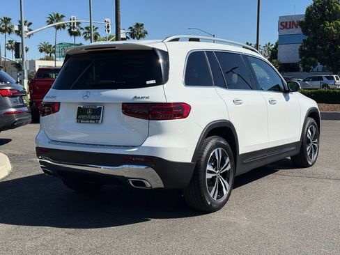 New 2026 Mercedes-Benz GLB 250 4MATIC image 8