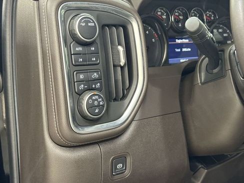 Used 2022 Chevrolet Silverado 2500 LTZ w/ LTZ Plus Package AWD/4WD image 34