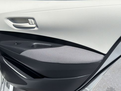 Used 2023 Toyota Corolla LE FWD image 31