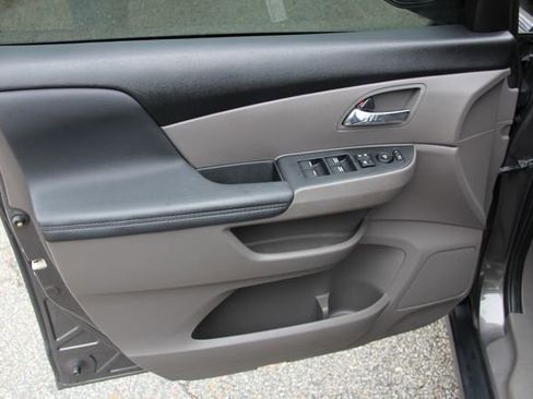 Used 2015 Honda Odyssey EX image 13