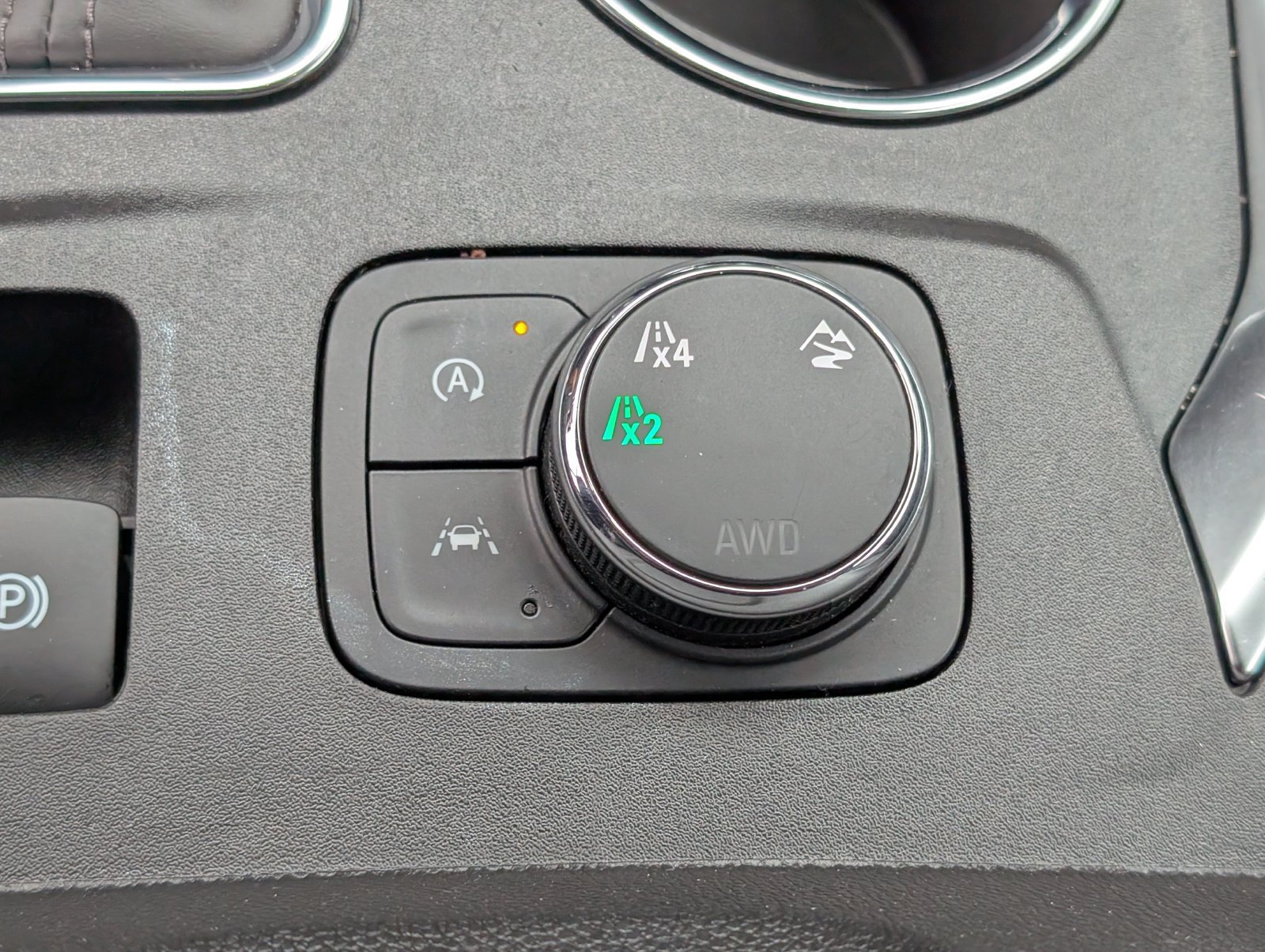 Used 2023 Chevrolet Traverse LT AWD/4WD image 28