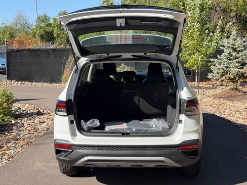 New 2025 Volkswagen Taos S image 15