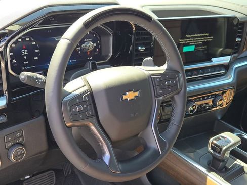 New 2026 Chevrolet Silverado 1500 High Country AWD/4WD image 11