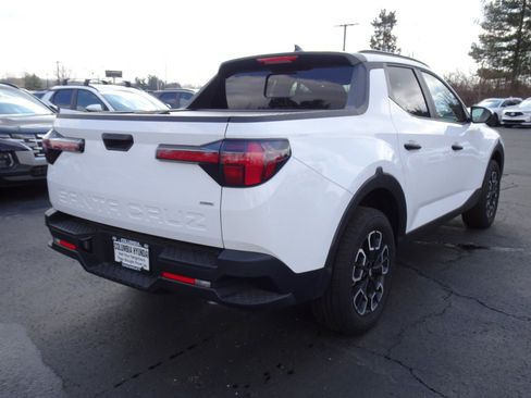 Used 2024 Hyundai Santa Cruz SEL w/ Activity Package image 5