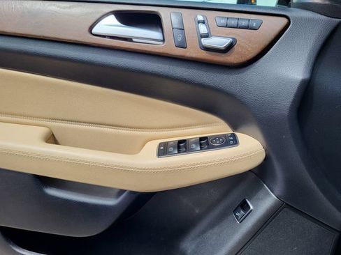 Used 2017 Mercedes-Benz GLS 450 4MATIC image 13