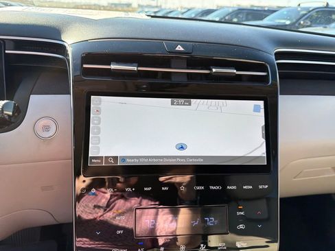 Used 2024 Hyundai Tucson Limited image 21