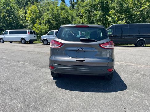 Used 2013 Ford Escape S FWD image 7