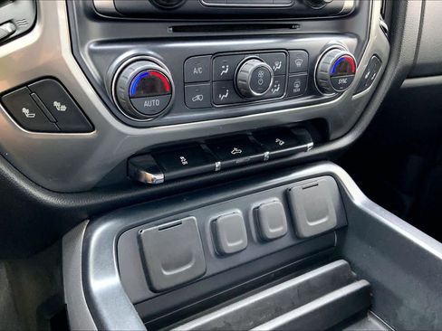 Used 2018 Chevrolet Silverado 1500 LT w/ Texas Edition image 35