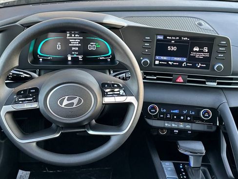 New 2026 Hyundai Elantra Blue image 11