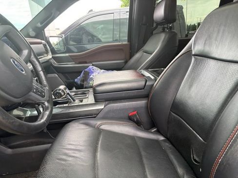 Used 2022 Ford F150 Lariat w/ Equipment Group 502A High AWD/4WD image 5