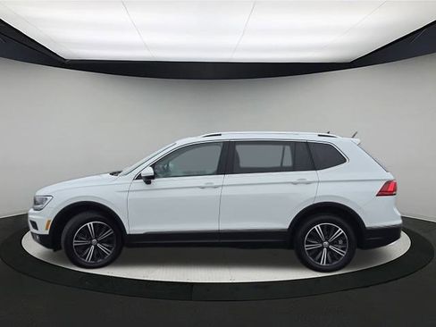 Used 2018 Volkswagen Tiguan SEL image 4