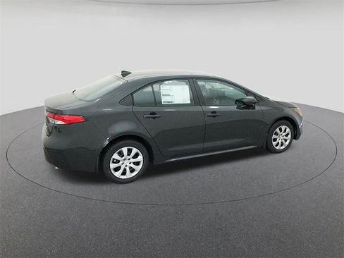 New 2026 Toyota Corolla LE image 10