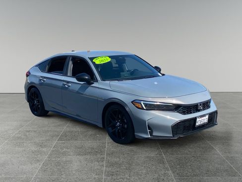 Used 2025 Honda Civic Sport image 7