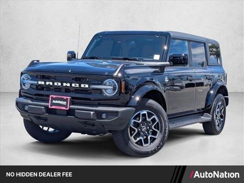 New 2026 Ford Bronco Outer Banks AWD/4WD image 1