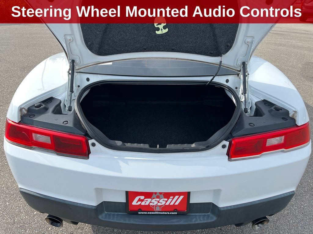 Used 2015 Chevrolet Camaro LT RWD image 27