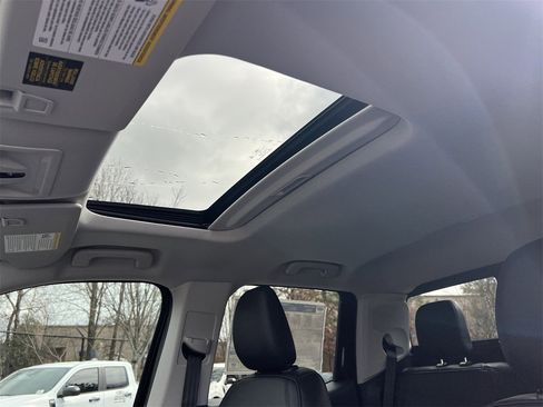 New 2026 Ford Maverick Lariat w/ Black Appearance Package image 16