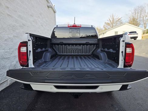 New 2026 GMC Canyon Elevation w/ Convenience Package image 13