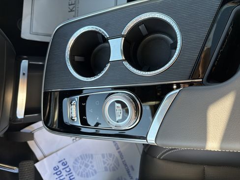 Used 2024 Cadillac Lyriq Luxury w/ LPO, Floor Liner Package image 19